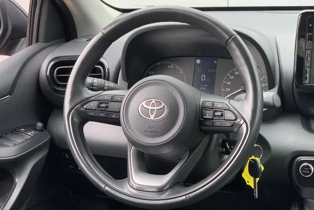 Toyota Yaris 1.5 Hybrid 115 Business edition uit 2025, foto 11