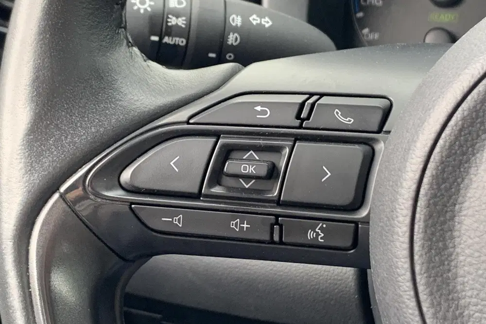 Toyota Yaris 1.5 Hybrid 115 Business edition uit 2025, foto 12