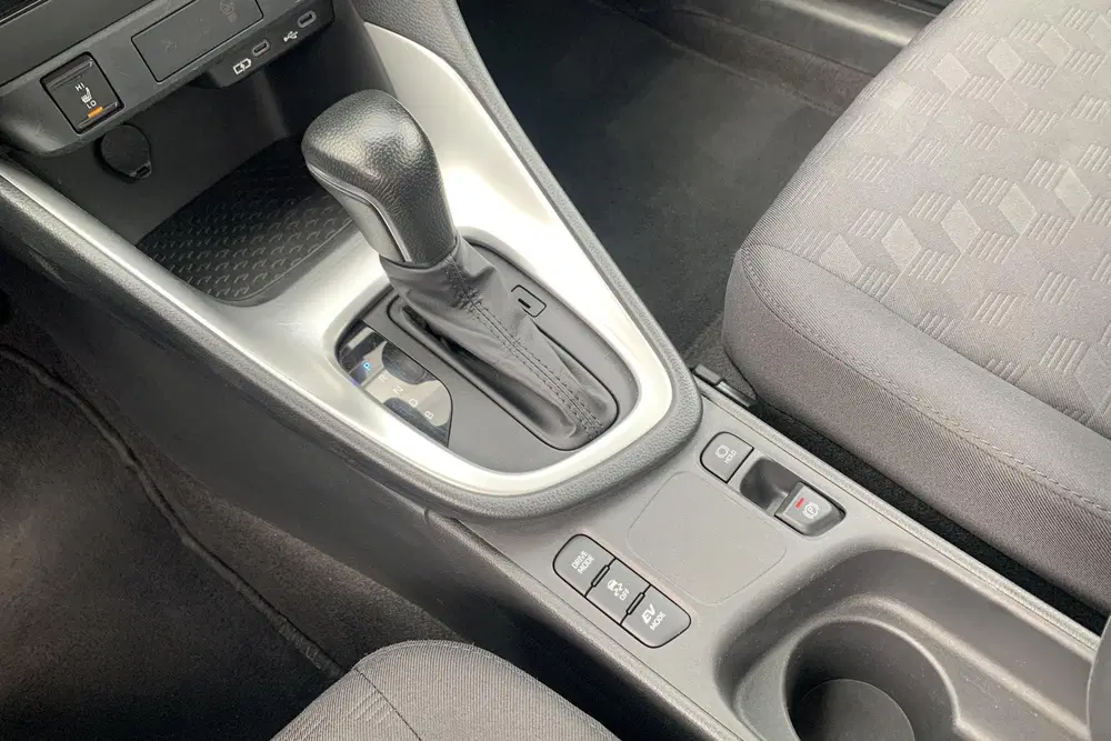 Toyota Yaris 1.5 Hybrid 115 Business edition uit 2025, foto 18
