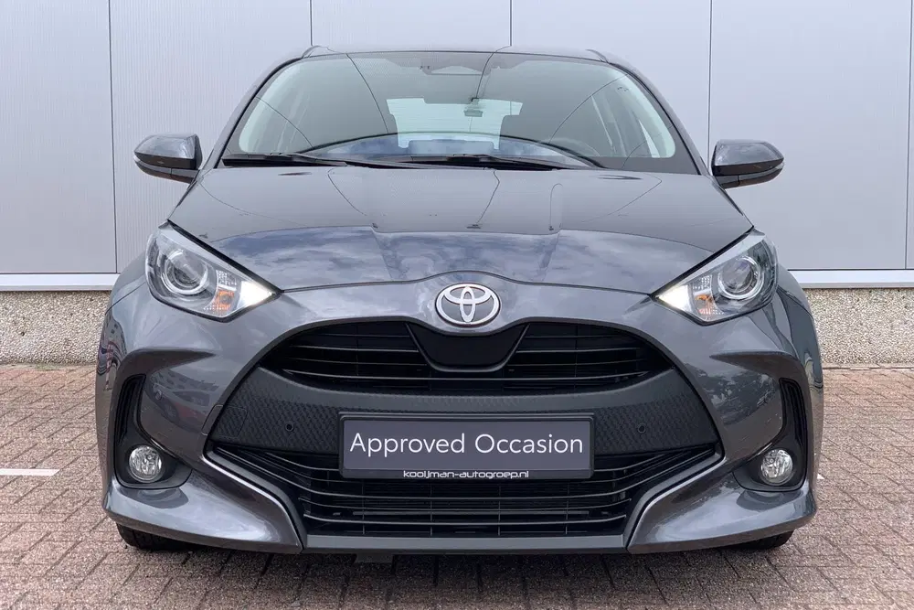 Toyota Yaris 1.5 Hybrid 115 Business edition uit 2025, foto 3
