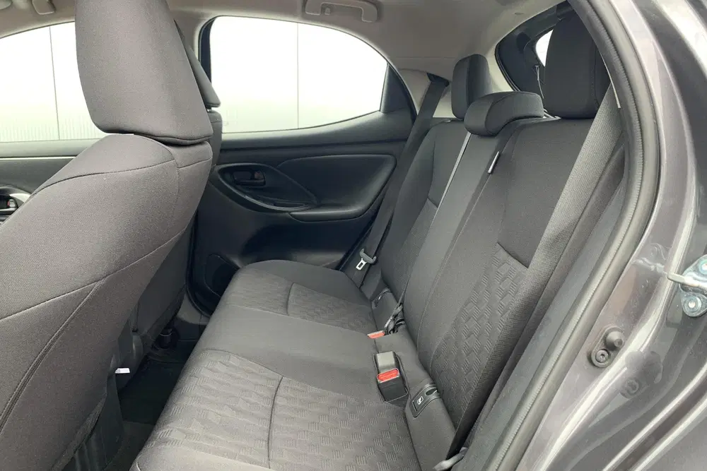 Toyota Yaris 1.5 Hybrid 115 Business edition uit 2025, foto 8