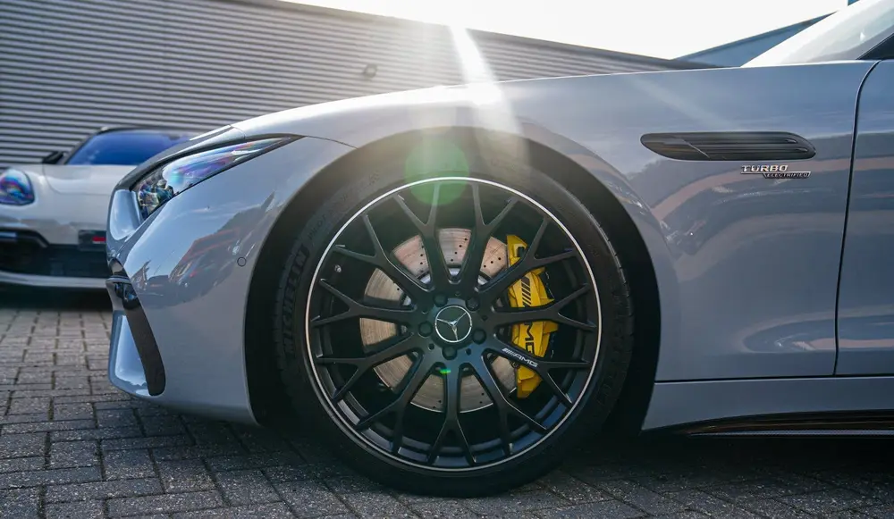 Mercedes-Benz SL AMG 43 uit 2023, foto 6