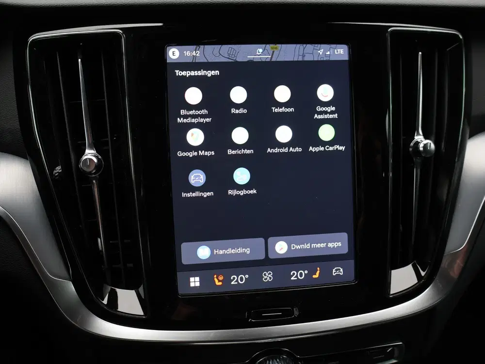 Volvo V60 B4 197PK Essential Edition uit 2026, foto 15