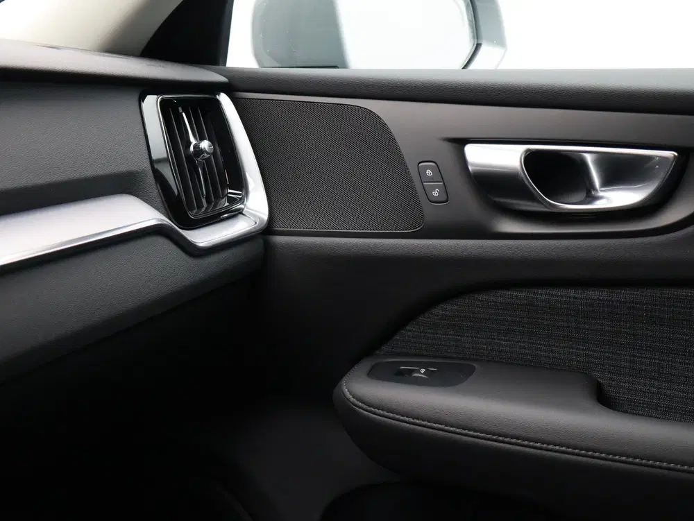 Volvo V60 B4 197PK Essential Edition uit 2026, foto 19