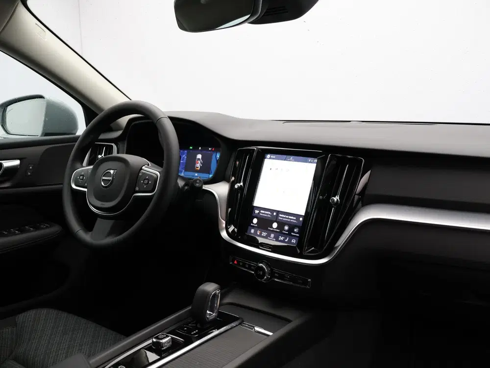 Volvo V60 B4 197PK Essential Edition uit 2026, foto 3