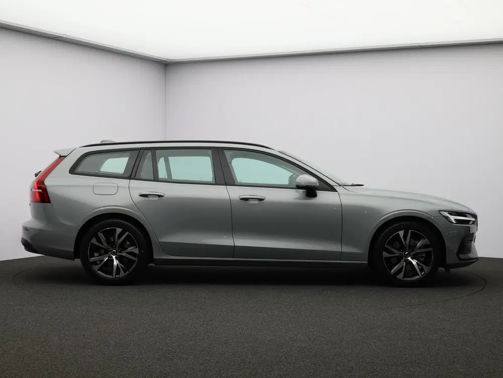 Volvo V60 B4 197PK Essential Edition uit 2026, foto 6
