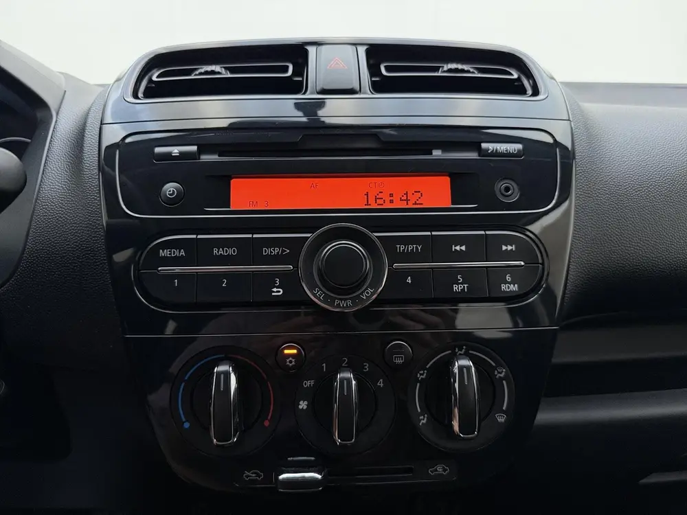 Mitsubishi Space Star 1.0 Cool+ | Airco | Centrale Deurvergr uit 2019, foto 14