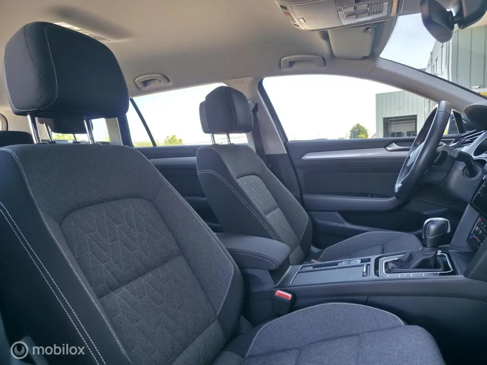 Volkswagen Passat Variant 1.5 TSI / DSG / Carplay / Camera uit 2023, foto 9