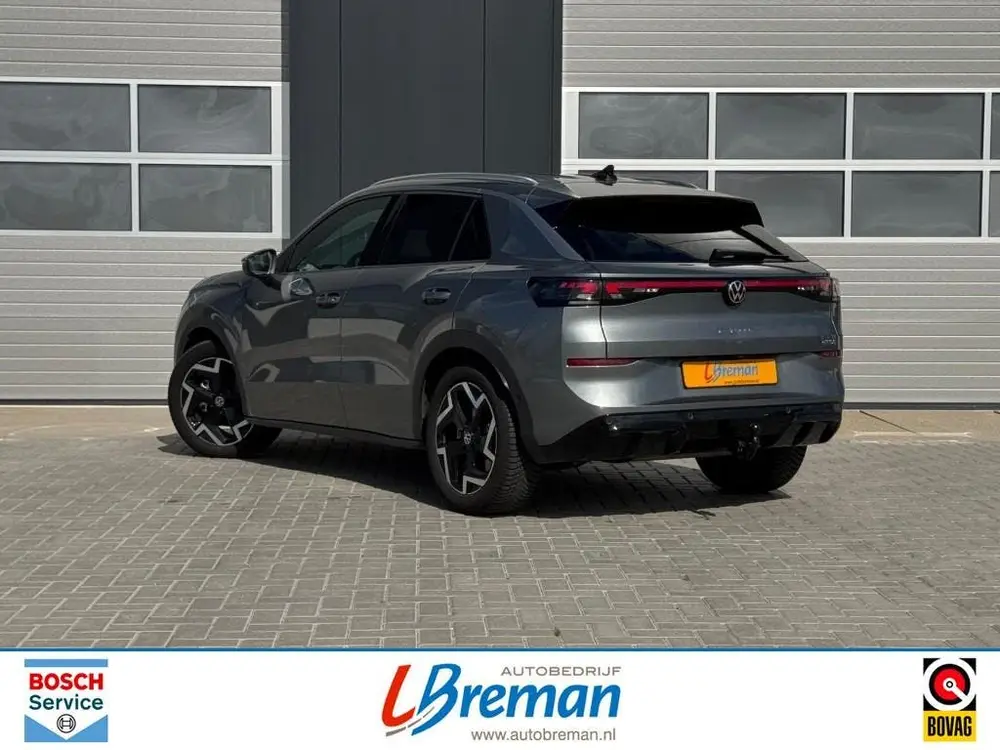 Volkswagen T-Roc 1.5 TSi R-Line DSG trekhaak IQ LED uit 2026, foto 4