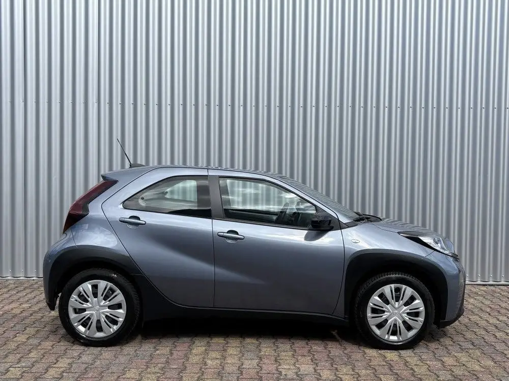Toyota Aygo X 1.0 VVT-i MT Play uit 2024, foto 12