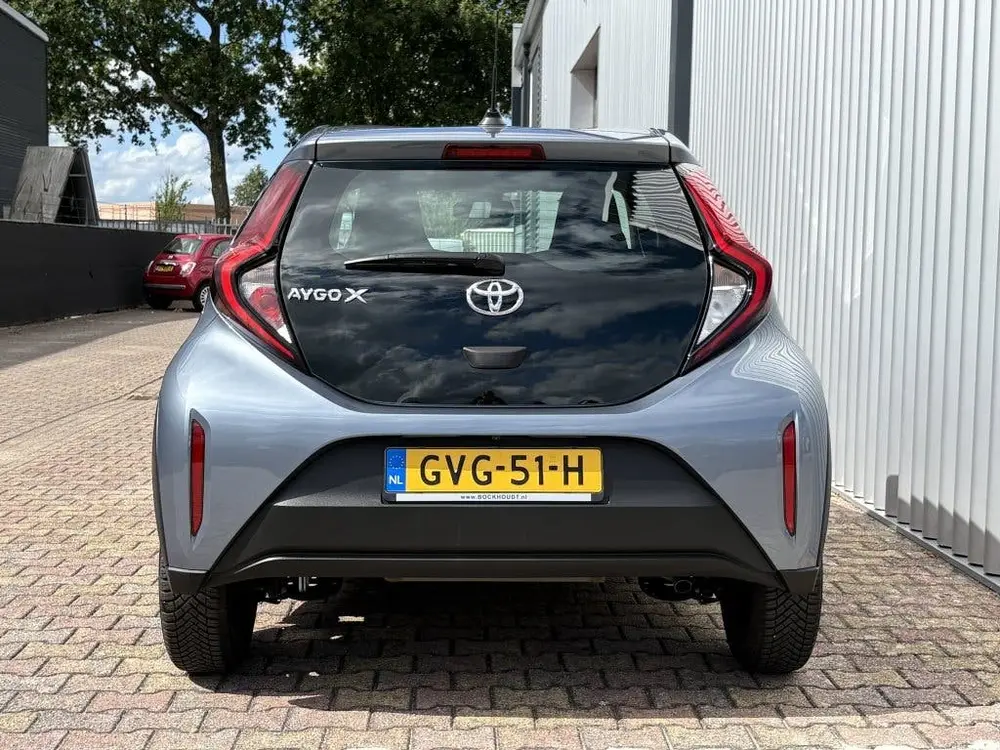 Toyota Aygo X 1.0 VVT-i MT Play uit 2024, foto 8