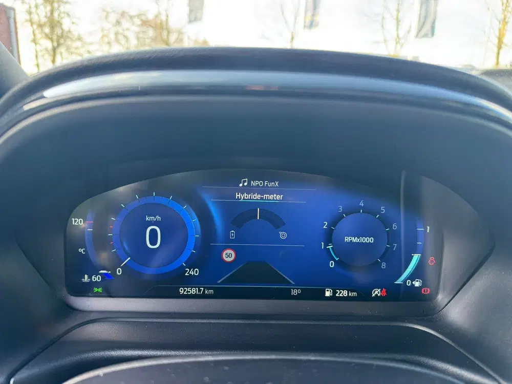 Ford Puma 1.0 EcoBoost Hybrid ST-Line virtual cockpi uit 2023, foto 11