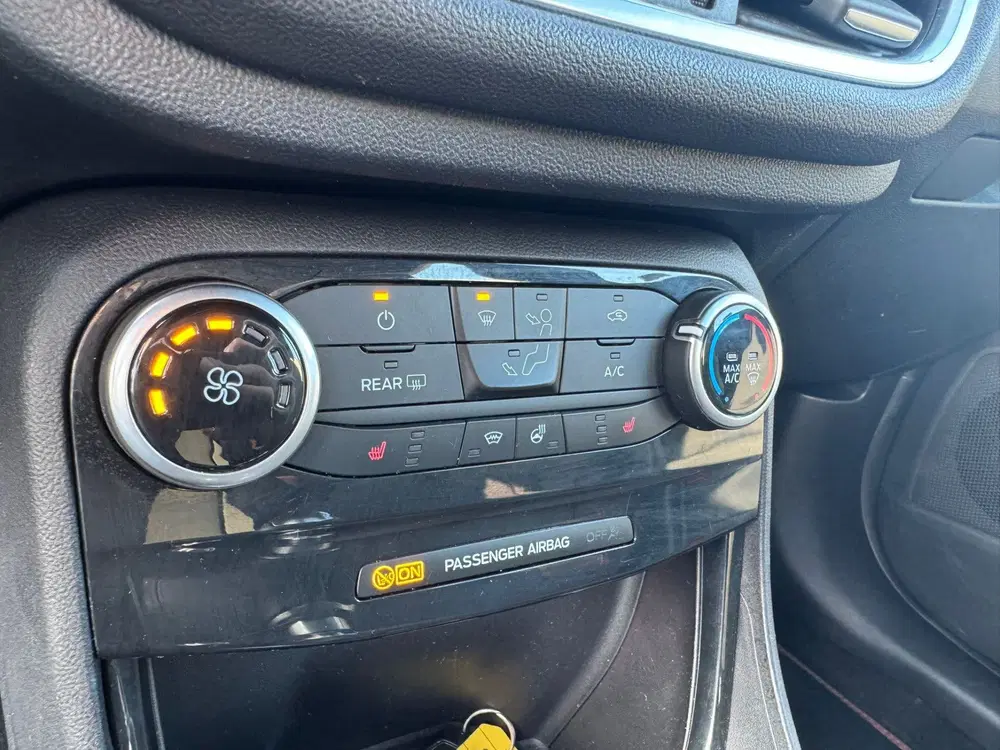 Ford Puma 1.0 EcoBoost Hybrid ST-Line virtual cockpi uit 2023, foto 12