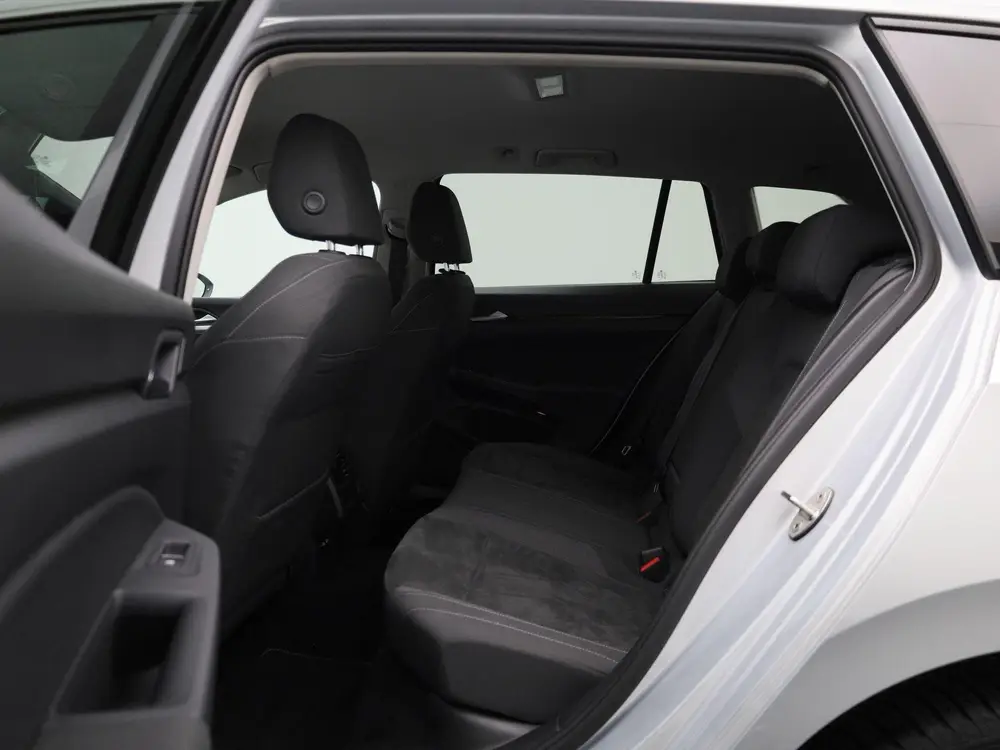Volkswagen Golf Variant 1.5 TSI Life Business | ACC | Stoelv uit 2022, foto 10
