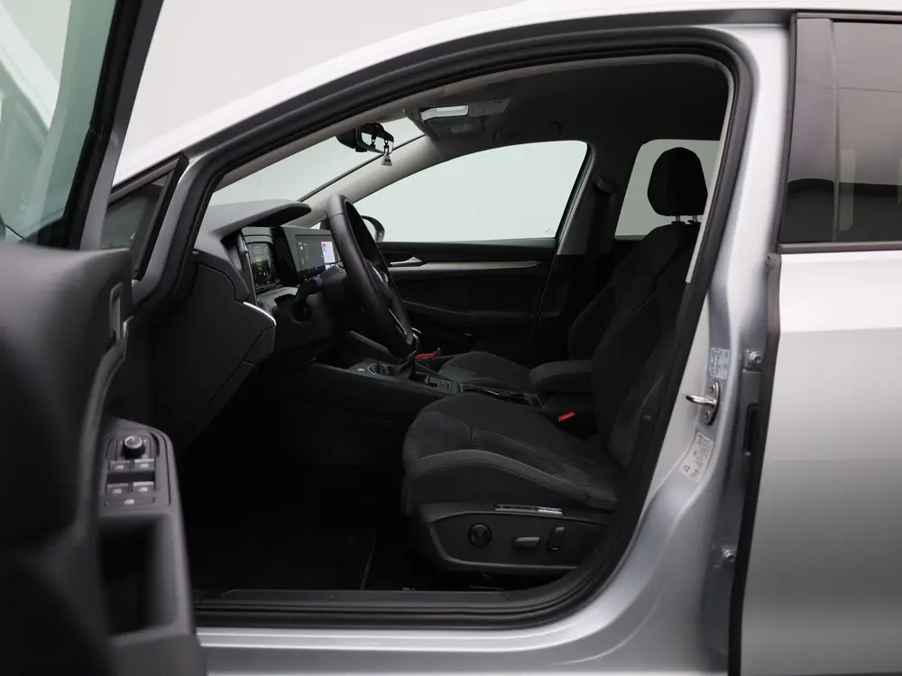 Volkswagen Golf Variant 1.5 TSI Life Business | ACC | Stoelv uit 2022, foto 9