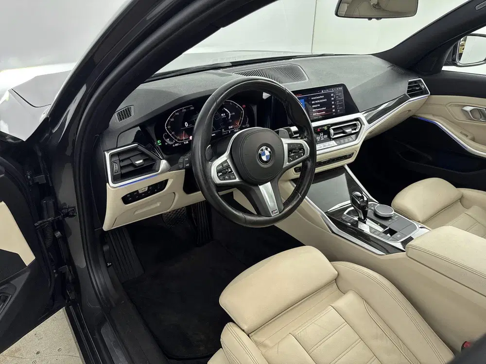 BMW 3-serie 320i Executive Edition uit 2020, foto 8