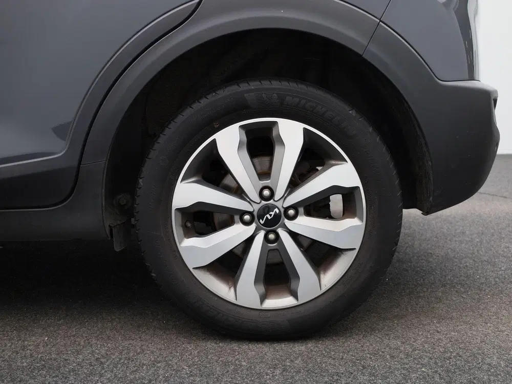 Kia Stonic 1.0 T-GDi DynamicLine uit 2022, foto 13