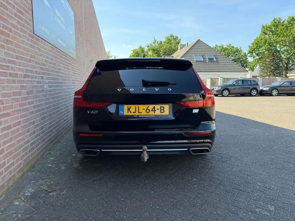 Volvo V60 2.0 T8 AWD Recharge Hybride BTW-AUTO Pano uit 2021, foto 5