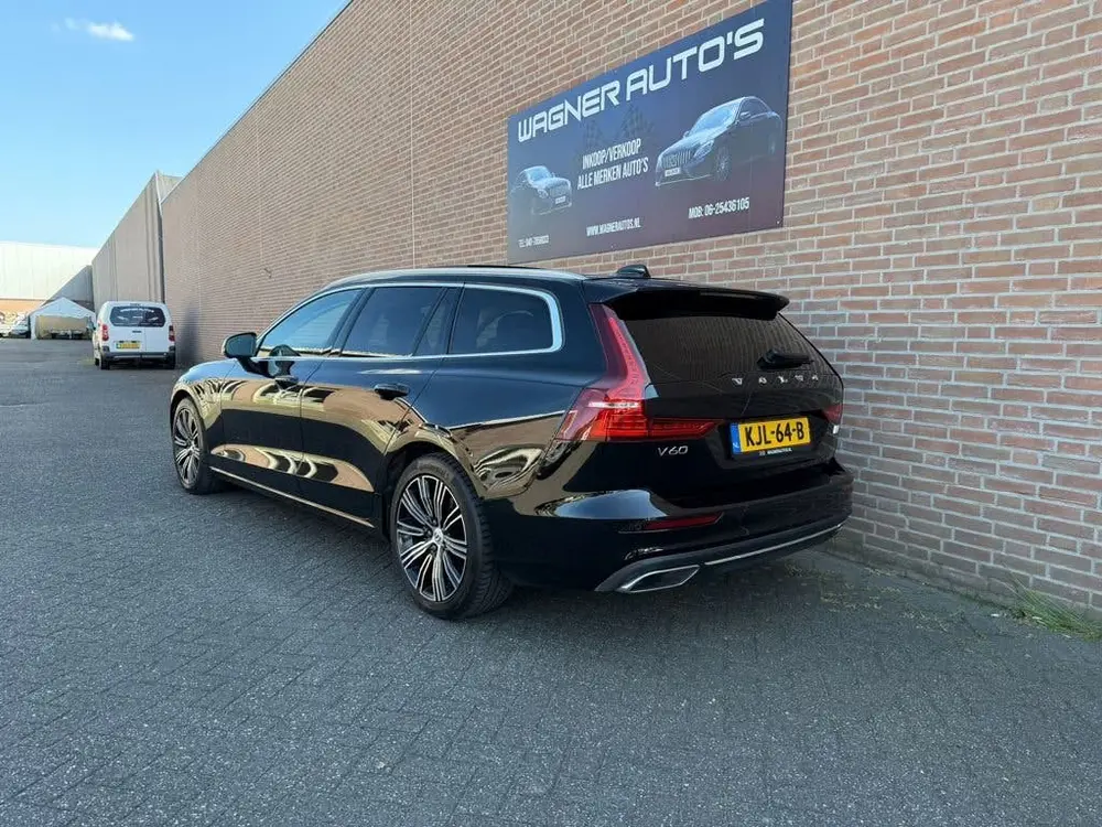 Volvo V60 2.0 T8 AWD Recharge Hybride BTW-AUTO Pano uit 2021, foto 6