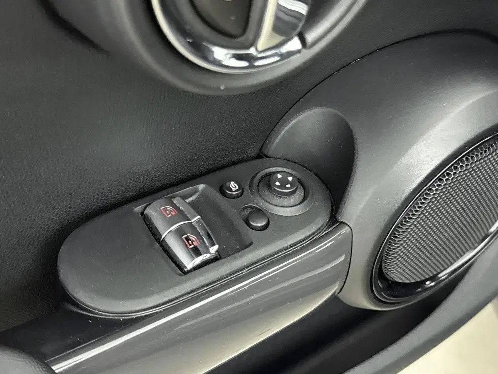 Mini One 1.5 One uit 2020, foto 14