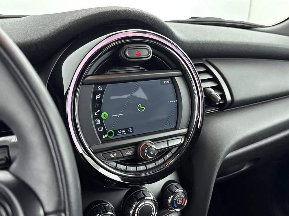 Mini One 1.5 One uit 2020, foto 19