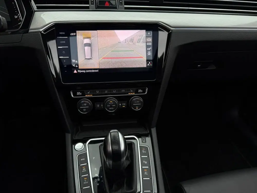 Volkswagen Passat Variant 1.4 TSI PHEV GTE Business Panorama uit 2019, foto 11