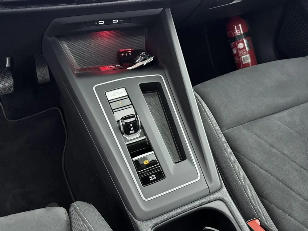 Volkswagen Golf 1.4 eHybrid Style | PANORAMADAK | TREKHAAK | uit 2021, foto 14