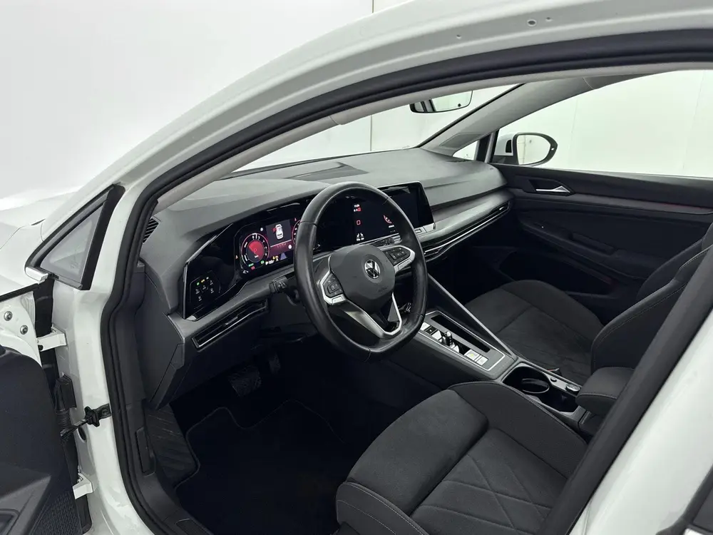 Volkswagen Golf 1.4 eHybrid Style | PANORAMADAK | TREKHAAK | uit 2021, foto 18