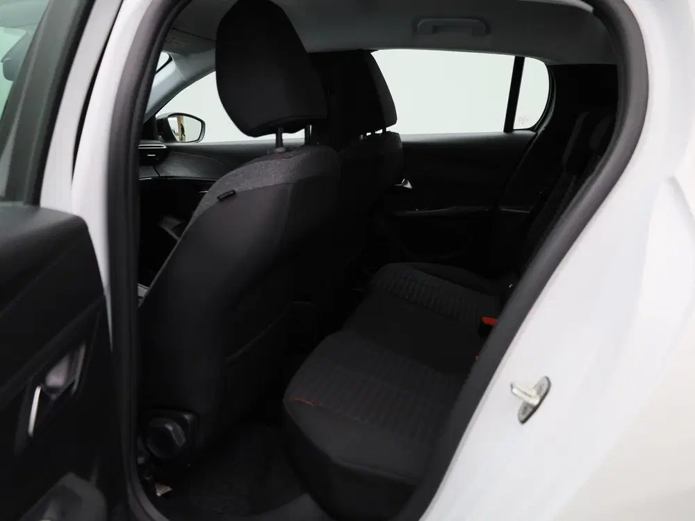 Peugeot 208 1.2 PureTech Active Pack uit 2023, foto 10