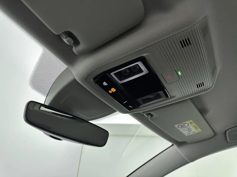 Volkswagen Golf 1.4 eHybrid Style | CAMERA | MEMORY STOELEN uit 2023, foto 20