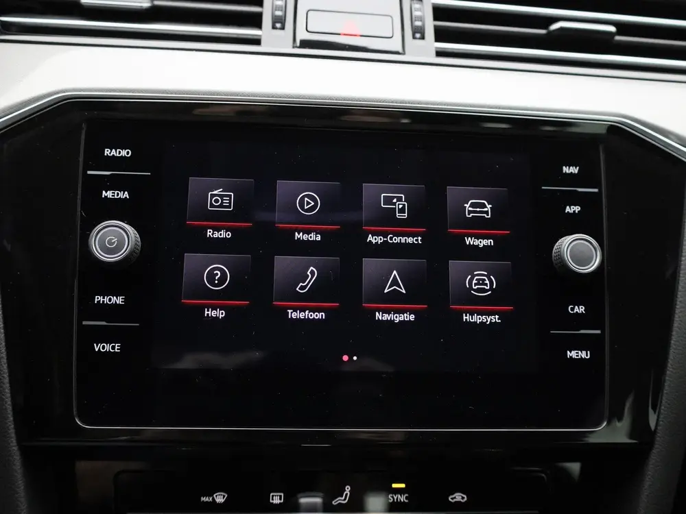 Volkswagen Passat Variant 2.0 TDI DSG Style Business | ELEK. uit 2021, foto 16