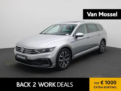 Volkswagen Passat Variant 1.4 TSI DSG GTE Business | PANORAM uit 2022