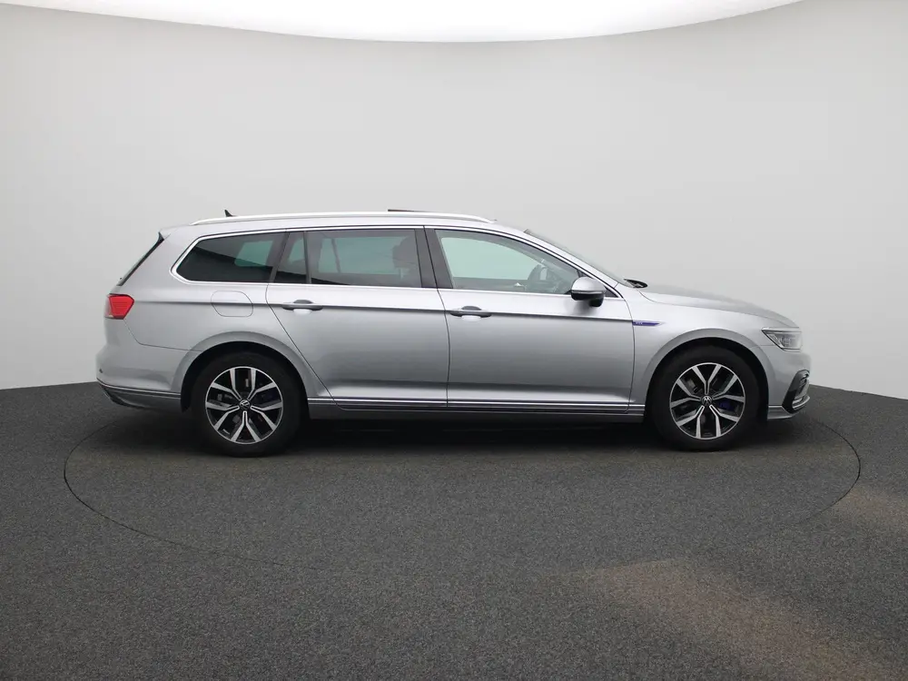 Volkswagen Passat Variant 1.4 TSI DSG GTE Business | PANORAM uit 2022, foto 6