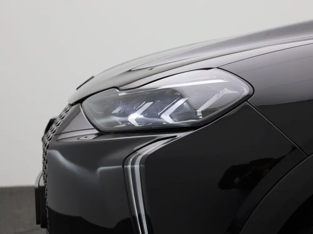 DS Automobiles DS 3 Crossback DS DS 3 Crossback E-Tense PERFORMANCE Line uit 2023, foto 15