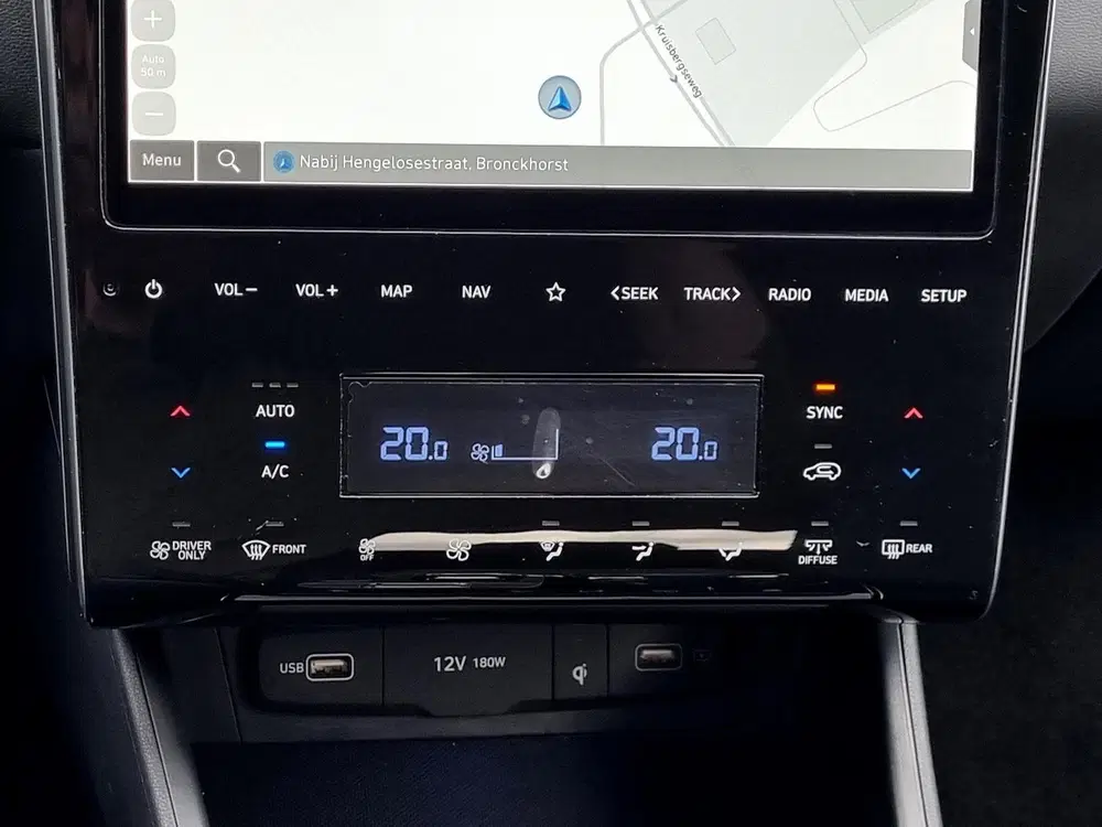 Hyundai TUCSON 1.6 T-GDI HEV Comfort Automaat 230PK uit 2023, foto 13