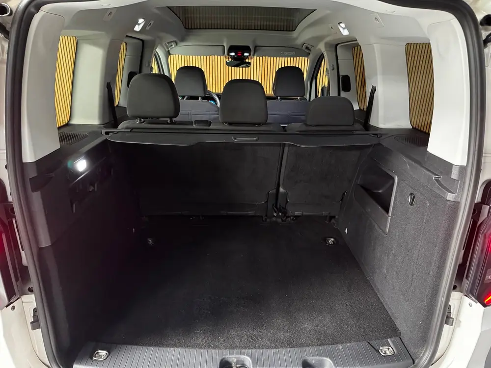 Volkswagen Caddy 1.5 TSI 5p PANO|TREKHAAK|VIRTUAL|CAMERA|FUL uit 2021, foto 14