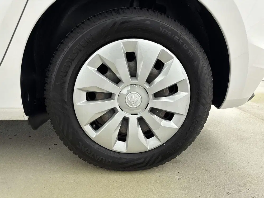 Skoda Fabia 1.0 TSI Active uit 2023, foto 10