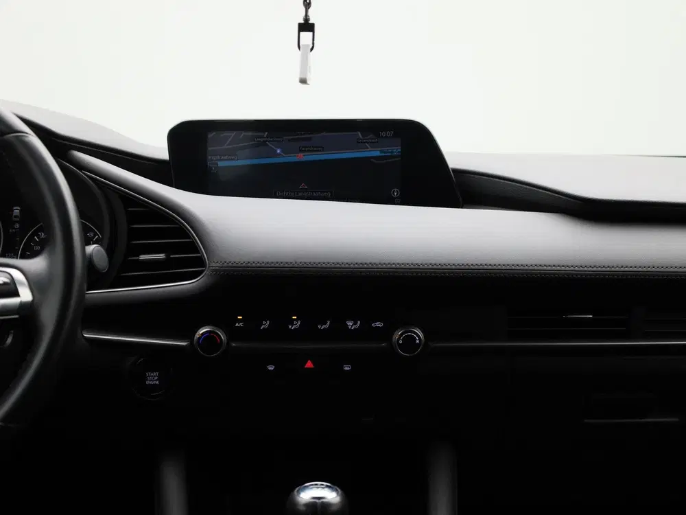 Mazda 3 2.0 e-SkyActiv-X M Hybrid 186 uit 2021, foto 8