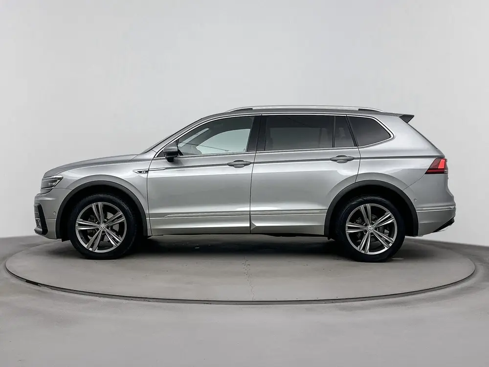 Volkswagen Tiguan Allspace 1.5 TSI Highline Business R | ACC uit 2022, foto 2