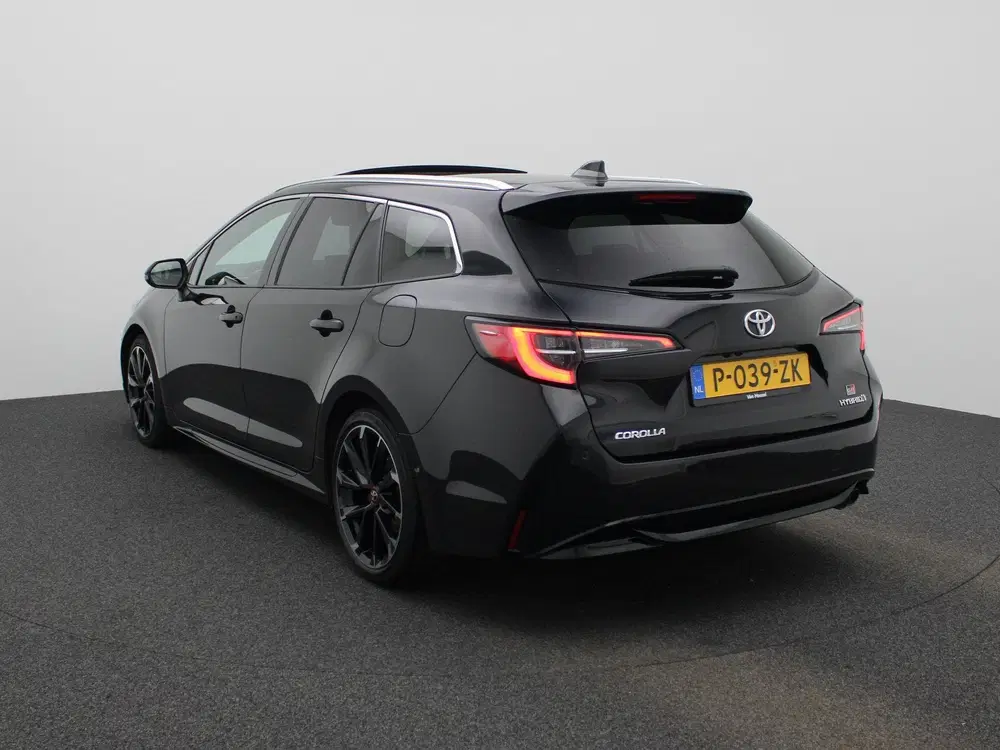 Toyota Corolla 2.0 Hybrid Business GR-Sport 1 uit 2022, foto 2