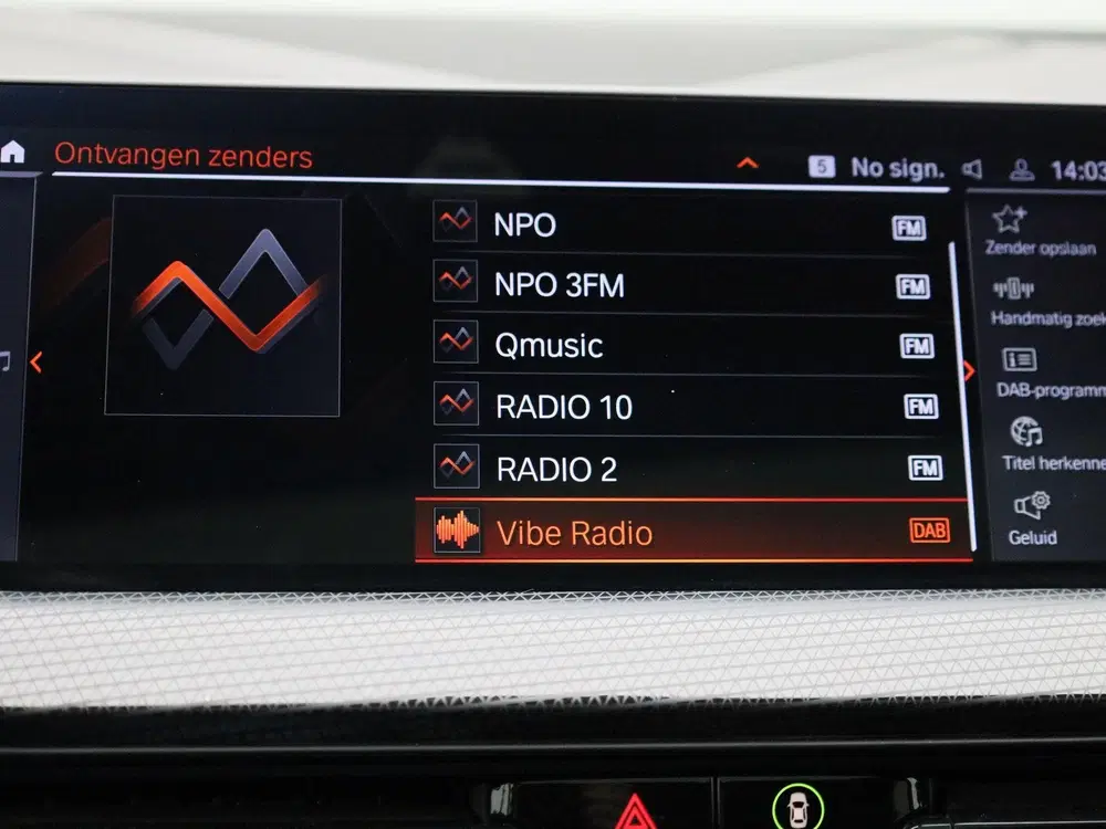 BMW 1-serie 118i Automaat uit 2023, foto 17
