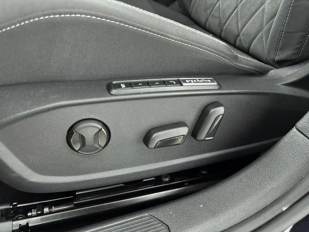 Volkswagen Golf 1.4 eHybrid Style PHEV 204PK | COMFORTSTOELE uit 2023, foto 16