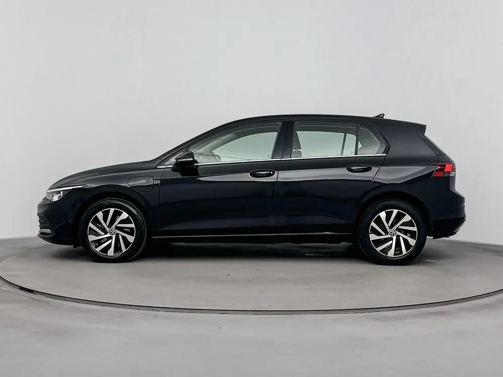 Volkswagen Golf 1.4 eHybrid Style PHEV 204PK | COMFORTSTOELE uit 2023, foto 2
