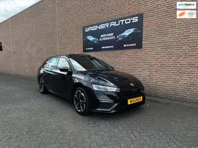 Skoda Octavia 2.0 TSI RS BOMVOLL KEYLESS PANO RIJHULPS uit 2020