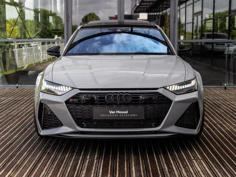 Audi RS6 4.0 TFSI quattro uit 2021, foto 2
