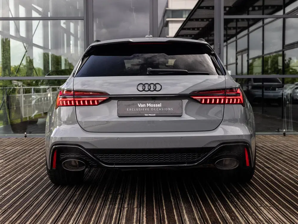Audi RS6 4.0 TFSI quattro uit 2021, foto 5
