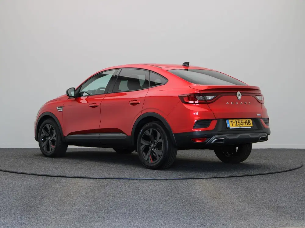 Renault Arkana E-Tech Hybrid 145pk R.S. Line uit 2023, foto 2