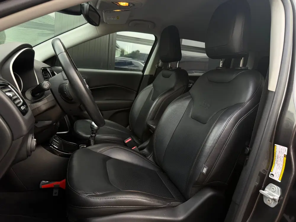 Jeep Compass 1.4 MultiAir Limited LED Navi Camera Beats uit 2019, foto 12