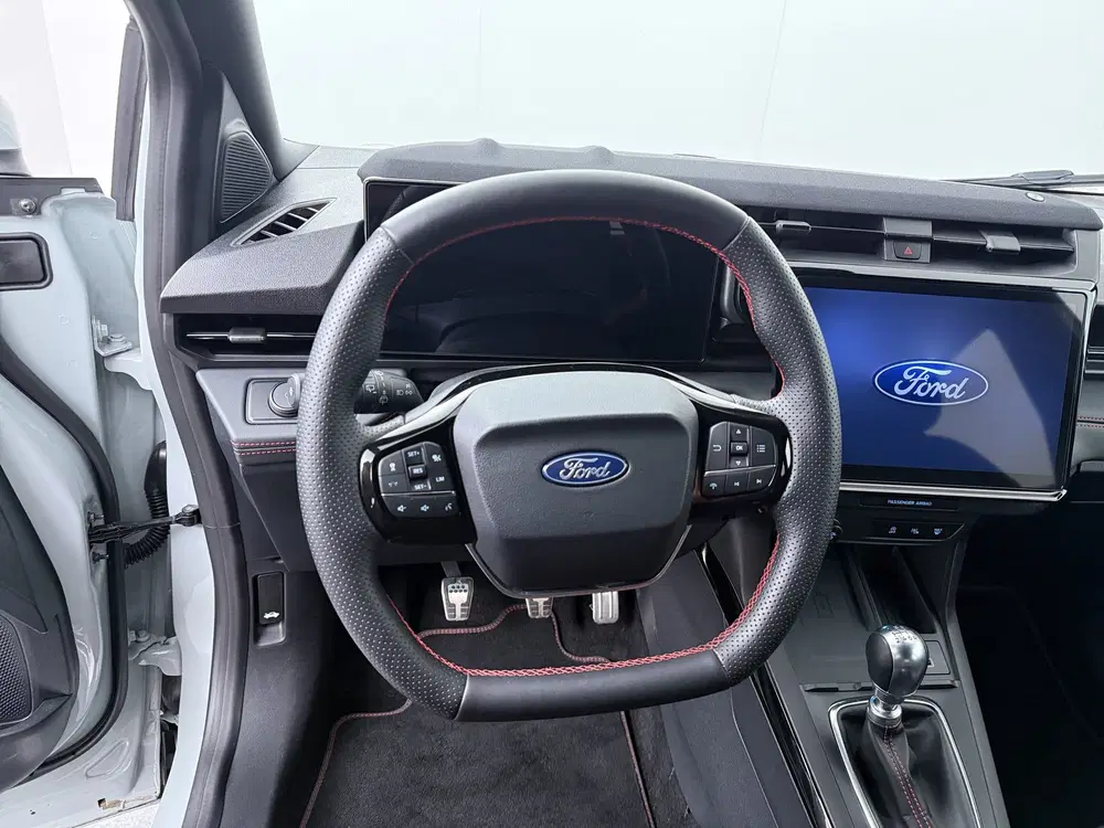 Ford Puma EcoBoost Hybrid 125 pk ST-Line X uit 2025, foto 12