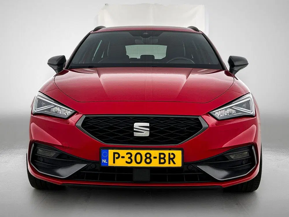 SEAT Leon 1.0 eTSI FR Business Intense uit 2022, foto 5